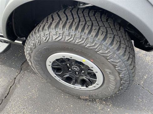 Used 2024 Ford Bronco Outer Banks w/ Sasquatch Package image 29