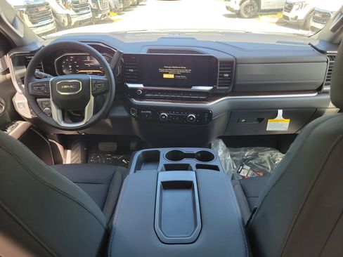 New 2026 GMC Sierra 2500 SLE w/ SLE Value Package; AWD/4WD image 6