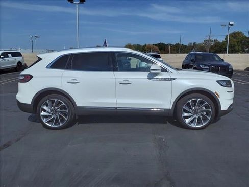 New 2022 Lincoln Nautilus Reserve w/ Equipment Group 201A image 28