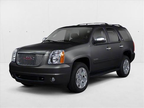 Used 2013 GMC Yukon Denali AWD/4WD image 1