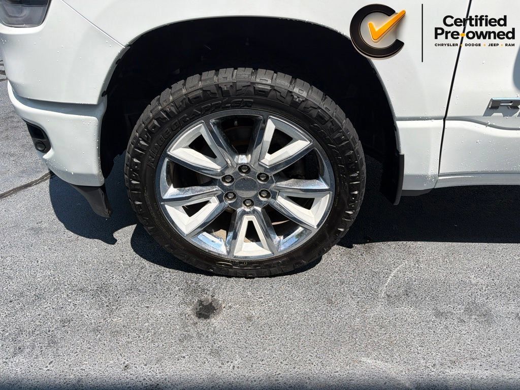 Used 2024 RAM 1500 Laramie AWD/4WD image 18