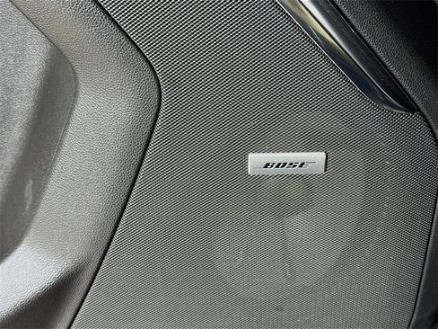 Used 2023 GMC Yukon XL Denali image 18