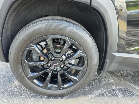 Used 2025 GMC Terrain Elevation w/ Elevation Premium Package AWD/4WD image 13