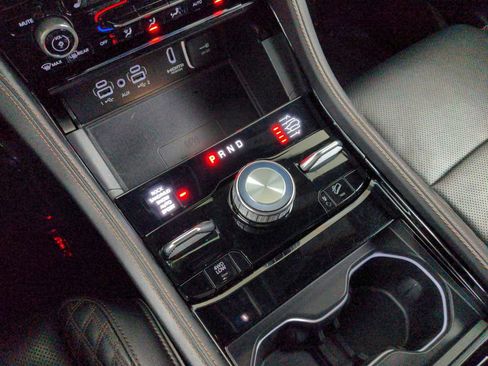 Used 2022 Jeep Grand Cherokee Summit AWD/4WD image 19