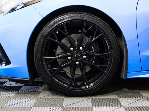 Used 2023 Chevrolet Corvette Stingray Preferred Cpe w/ Battery Protection Package RWD image 41