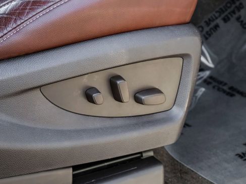 Used 2019 Chevrolet Suburban Premier image 48