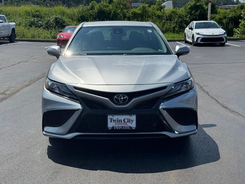 Used 2024 Toyota Camry XSE FWD image 10