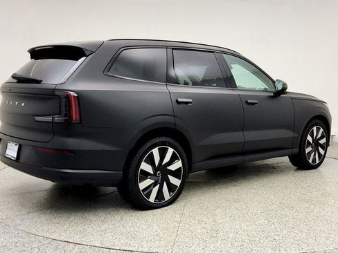 Used 2025 Volvo EX90 Ultra image 5