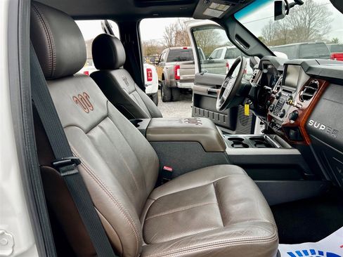 Used 2016 Ford F250 King Ranch image 29