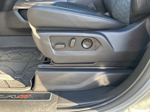 Certified 2024 Chevrolet Silverado 2500 ZR2 w/ Technology Package image 12