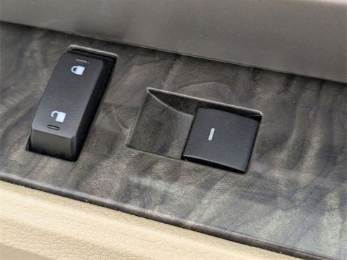 Used 2017 Ford Expedition EL Limited w/ Equipment Group 301A image 38