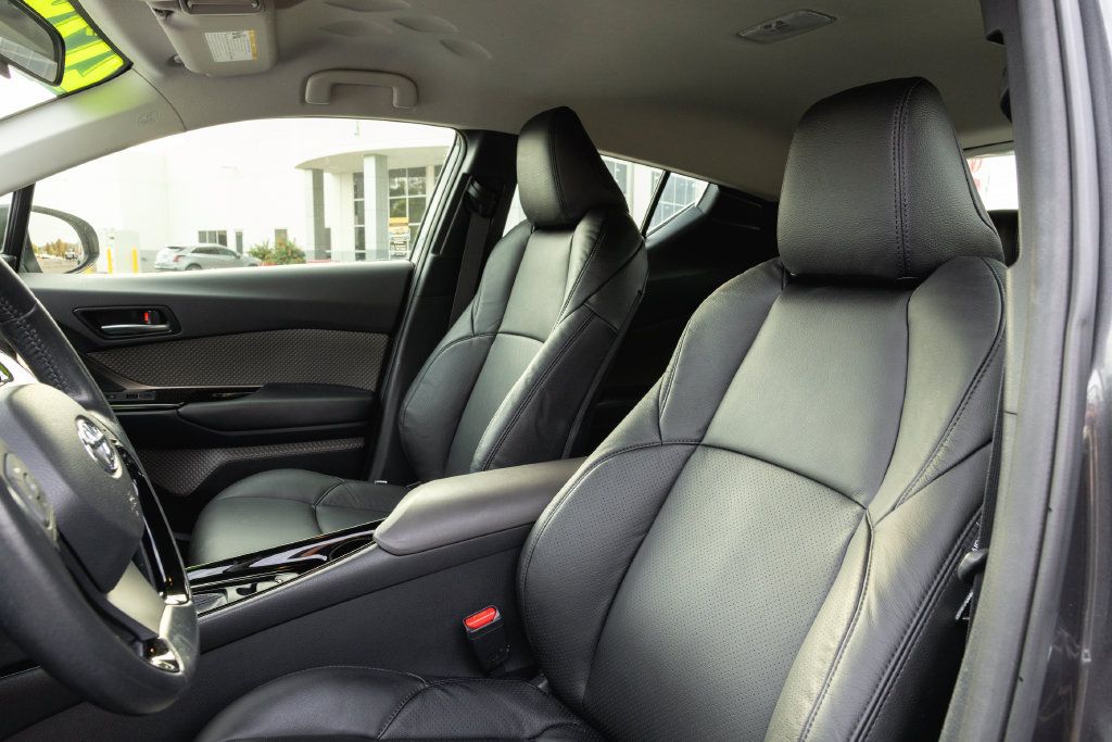 Certified 2020 Toyota C-HR Limited FWD image 11