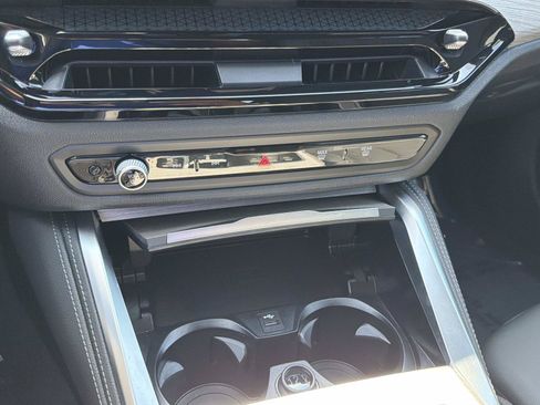 Used 2025 BMW i4 eDrive40 w/ M Sport Package RWD image 22