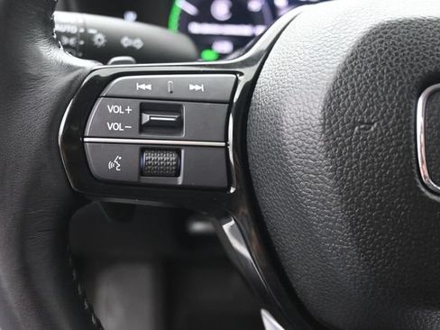 Used 2024 Honda Accord Touring image 7