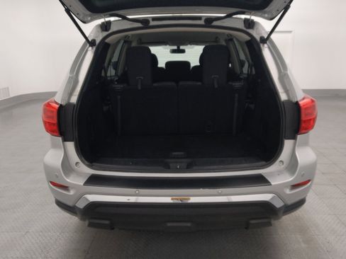 Used 2019 Nissan Pathfinder SV image 29