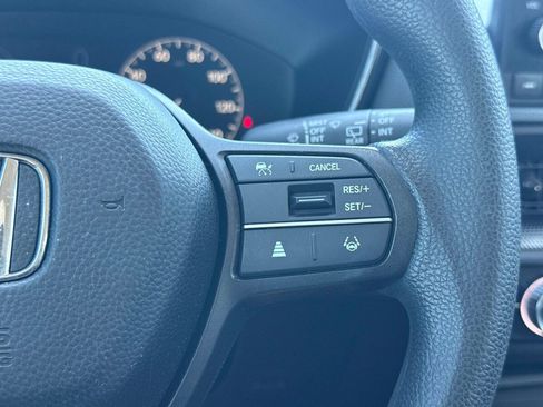 Used 2024 Honda CR-V LX image 27