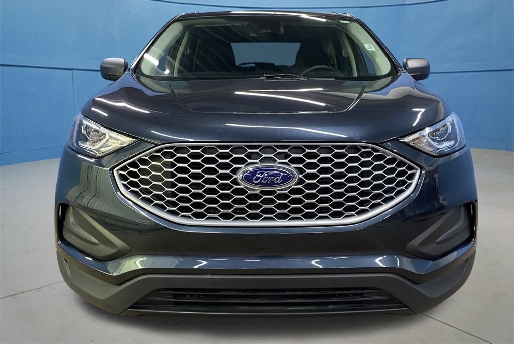 Used 2024 Ford Edge SE AWD/4WD image 5