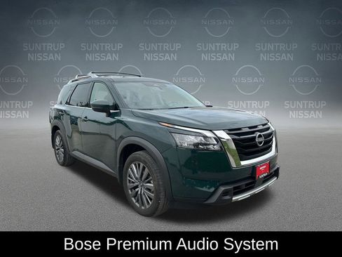 Used 2025 Nissan Pathfinder SL w/ SL Premium Package FWD image 10