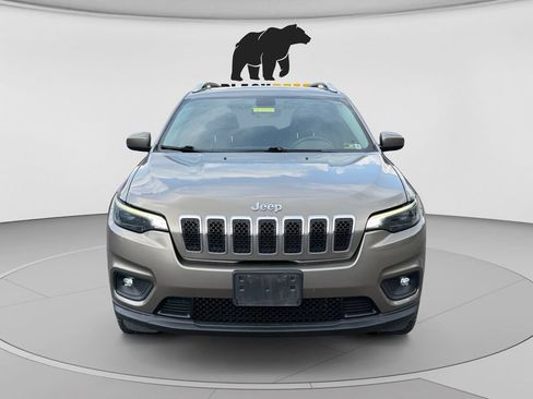 Used 2019 Jeep Cherokee Latitude Plus w/ Comfort/Convenience Group AWD/4WD image 8