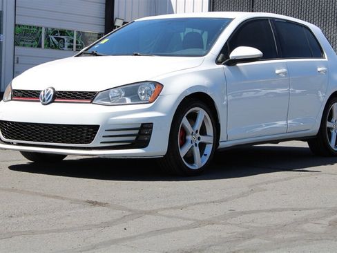 Used 2017 Volkswagen GTI S FWD image 3