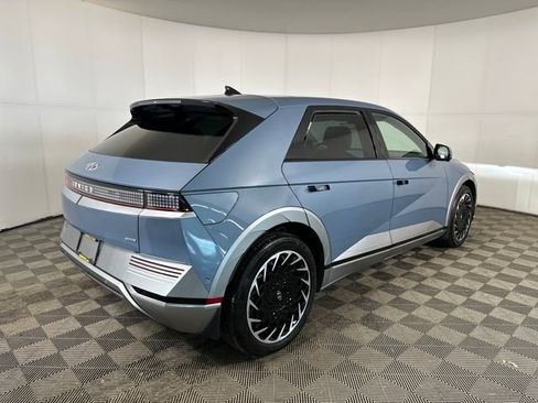 Used 2023 Hyundai Ioniq 5 Limited image 3