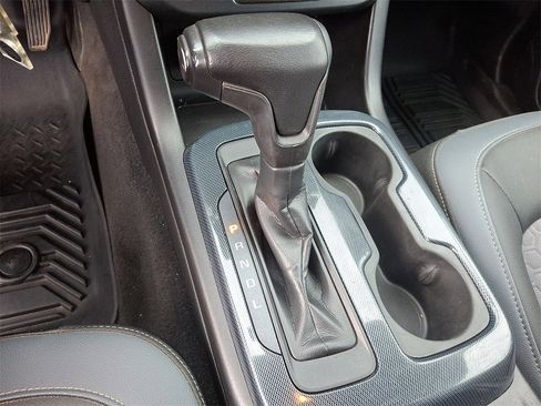 Used 2020 Chevrolet Colorado Z71 image 14