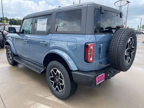 New 2025 Ford Bronco Outer Banks image 6