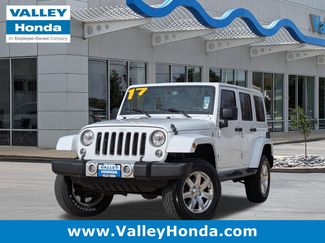 Used 2017 Jeep Wrangler Unlimited Sahara w/ Connectivity Group video 1
