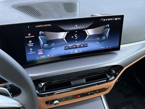 Used 2025 BMW 430i xDrive 430i xDrive w/ Premium Package image 19