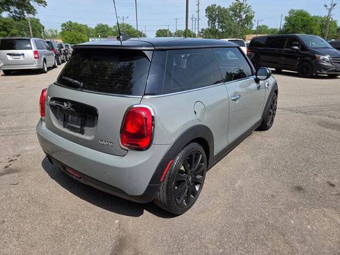 Used 2017 MINI Cooper 2-Door Hardtop FWD image 6