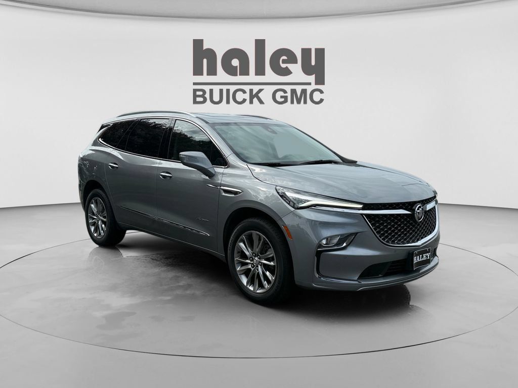 Used 2024 Buick Enclave Avenir w/ LPO, Floor Liner Package FWD image 7