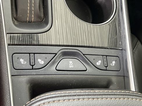 Used 2019 Chevrolet Impala LT w/ LT Convenience Package FWD image 19