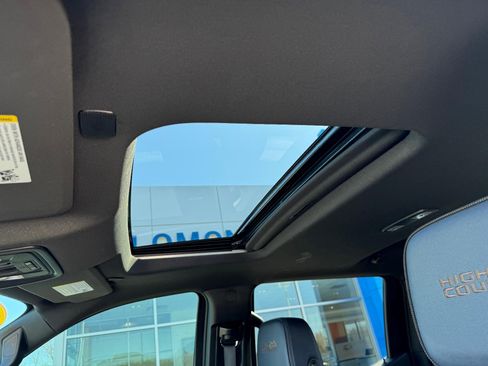 Certified 2023 Chevrolet Silverado 1500 High Country w/ High Country Premium Package image 23