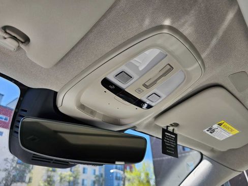 New 2025 Volvo XC40 B5 Ultra w/ Climate Package image 36