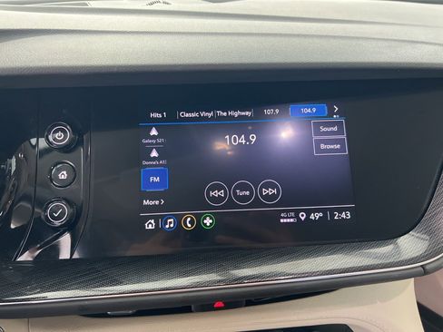 Used 2023 Buick Envision Preferred image 12