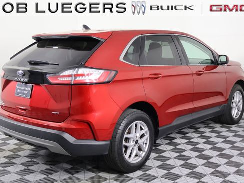 Used 2023 Ford Edge SEL w/ Convenience Package AWD/4WD image 6