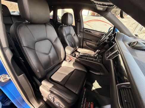 Used 2017 Porsche Macan image 23