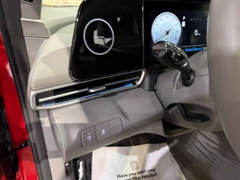 New 2025 Hyundai Elantra SEL FWD image 14