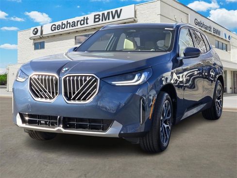 New 2026 BMW X3 xDrive30 w/ Premium Package image 3