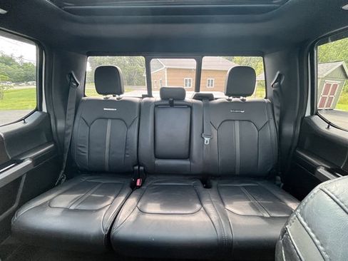 Used 2016 Ford F150 Platinum w/ Equipment Group 701A Luxury AWD/4WD image 29