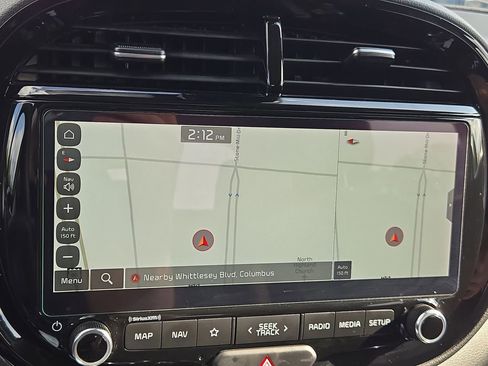 Certified 2024 Kia Soul S image 27