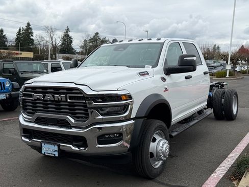 New 2026 RAM 5500 Tradesman image 4