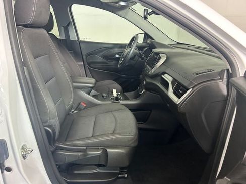 Used 2024 GMC Terrain SLE FWD image 27