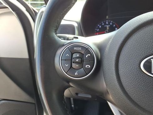 Used 2020 Kia Soul X-Line FWD image 21