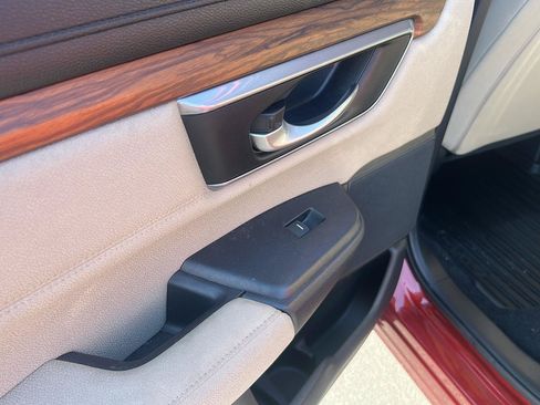 Used 2017 Honda CR-V EX image 25