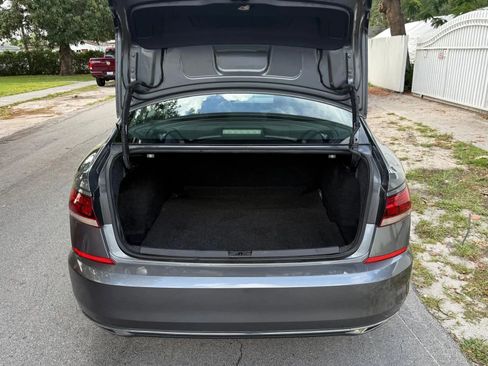 Used 2020 Volkswagen Passat 2.0T SE FWD image 5