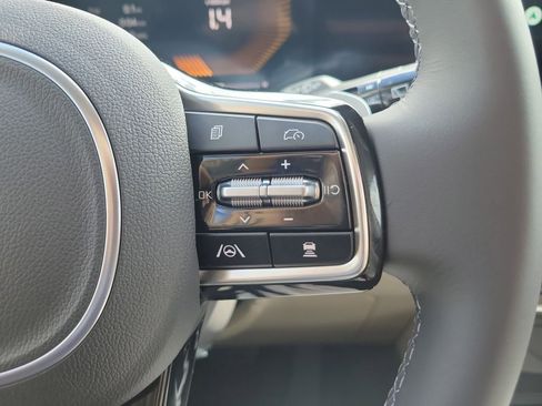 New 2026 Kia Carnival EX image 28