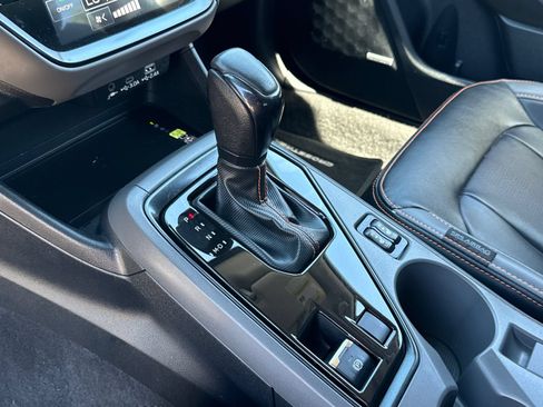 Certified 2025 Subaru Crosstrek 2.5i Limited w/ Crosstrek Mirror Package AWD/4WD image 16