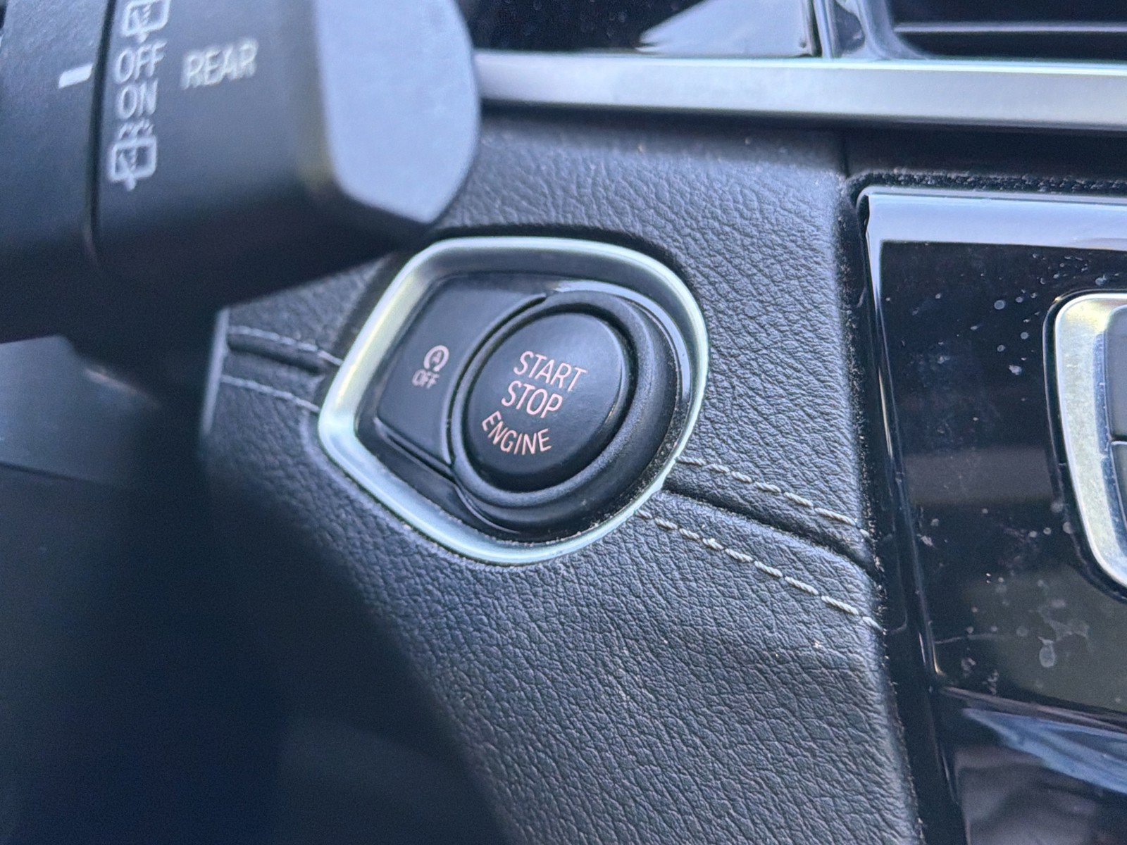 Used 2020 BMW X2 sDrive28i w/ Convenience Package FWD image 33
