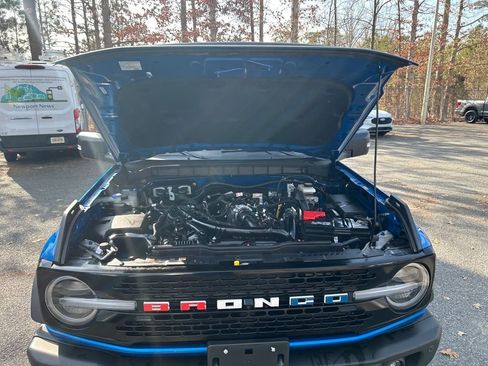 Used 2023 Ford Bronco Wildtrak image 14